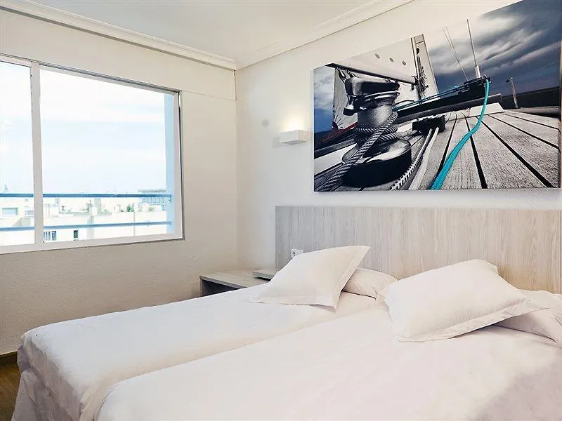 Apartamentos Vibra Tivoli Playa d'en Bossa Aparthotel