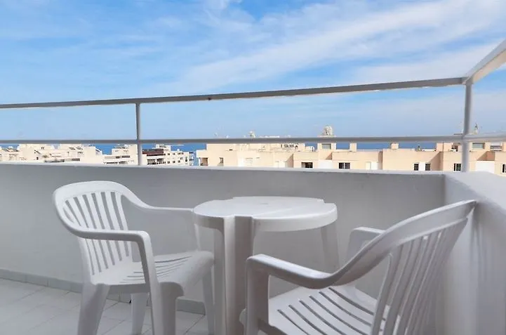 Apartamentos Vibra Tivoli Playa d'en Bossa 3*,