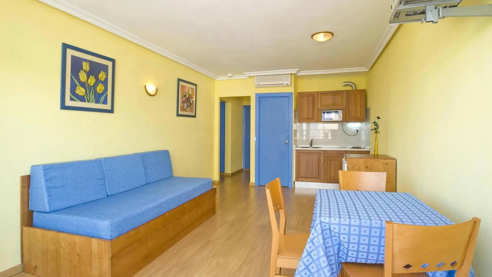 Apartamentos Vibra Tivoli Playa d'en Bossa Aparthotel